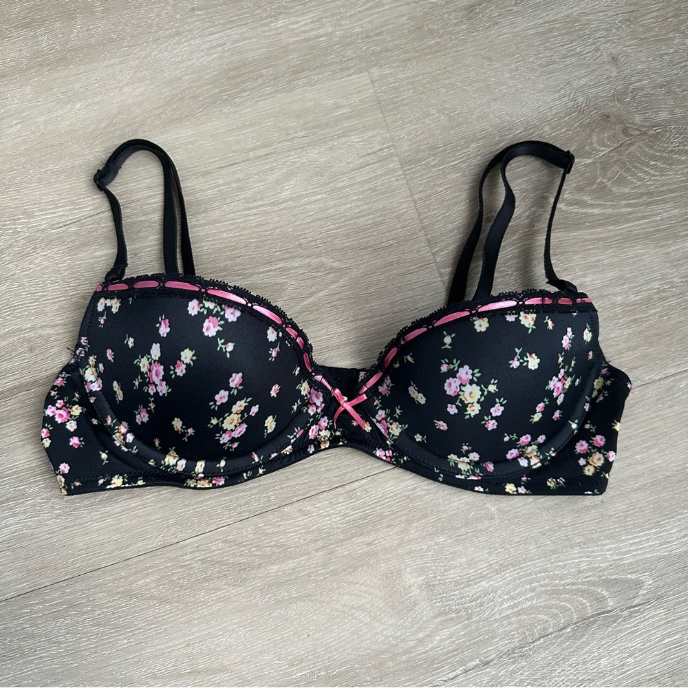 Victoria’s Secret Balconette floral Bra